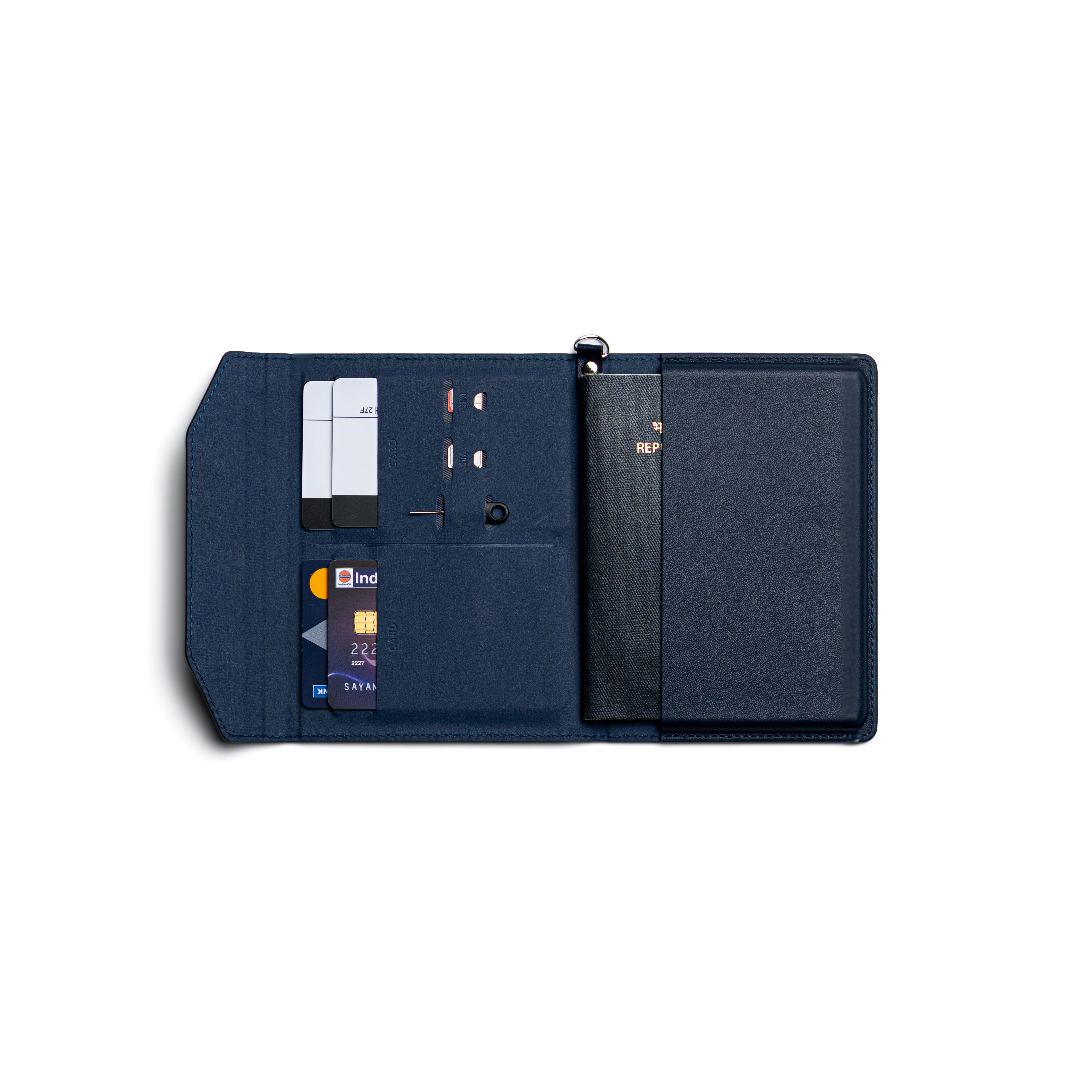 Demy Passport Holder