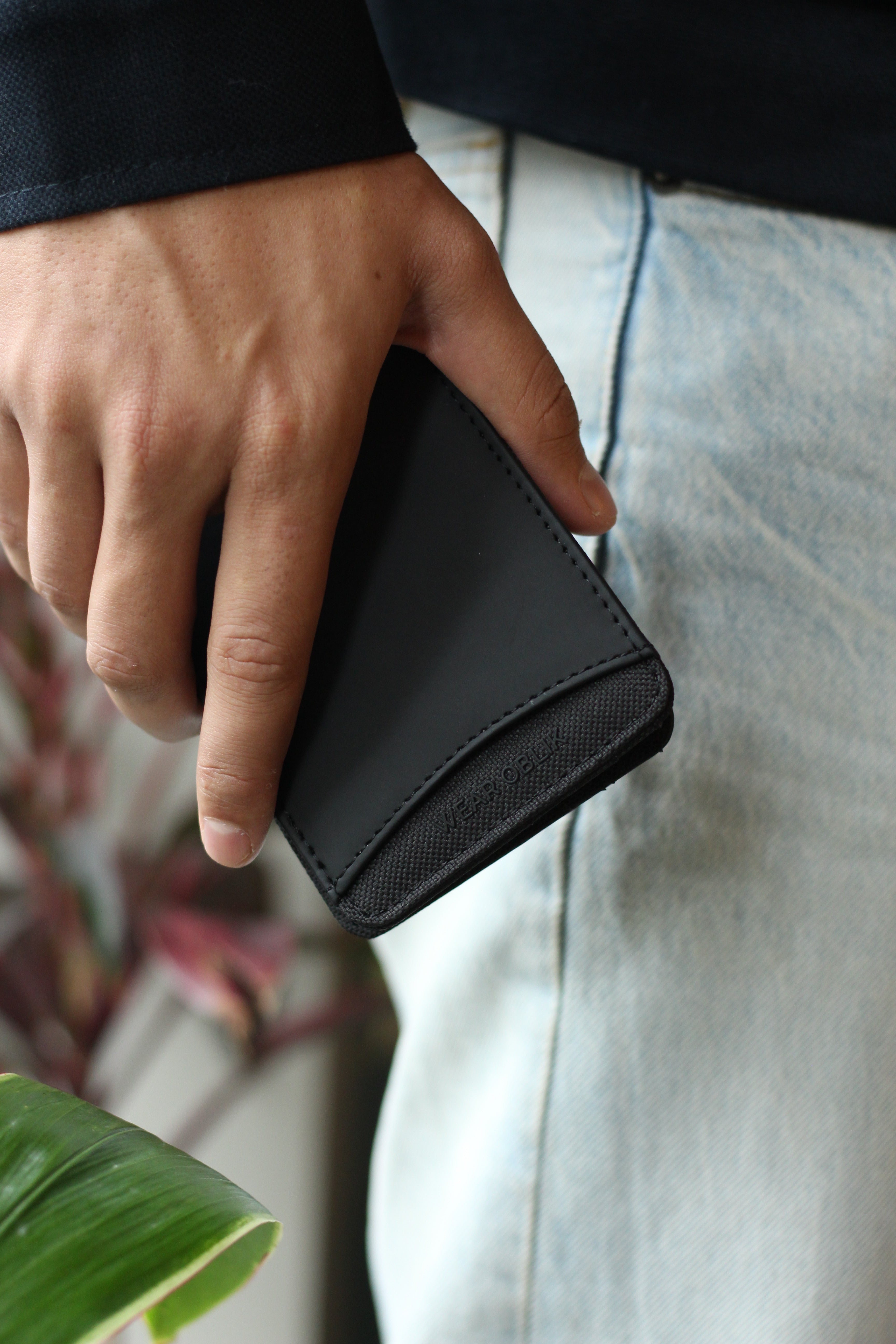 Crest Billfold