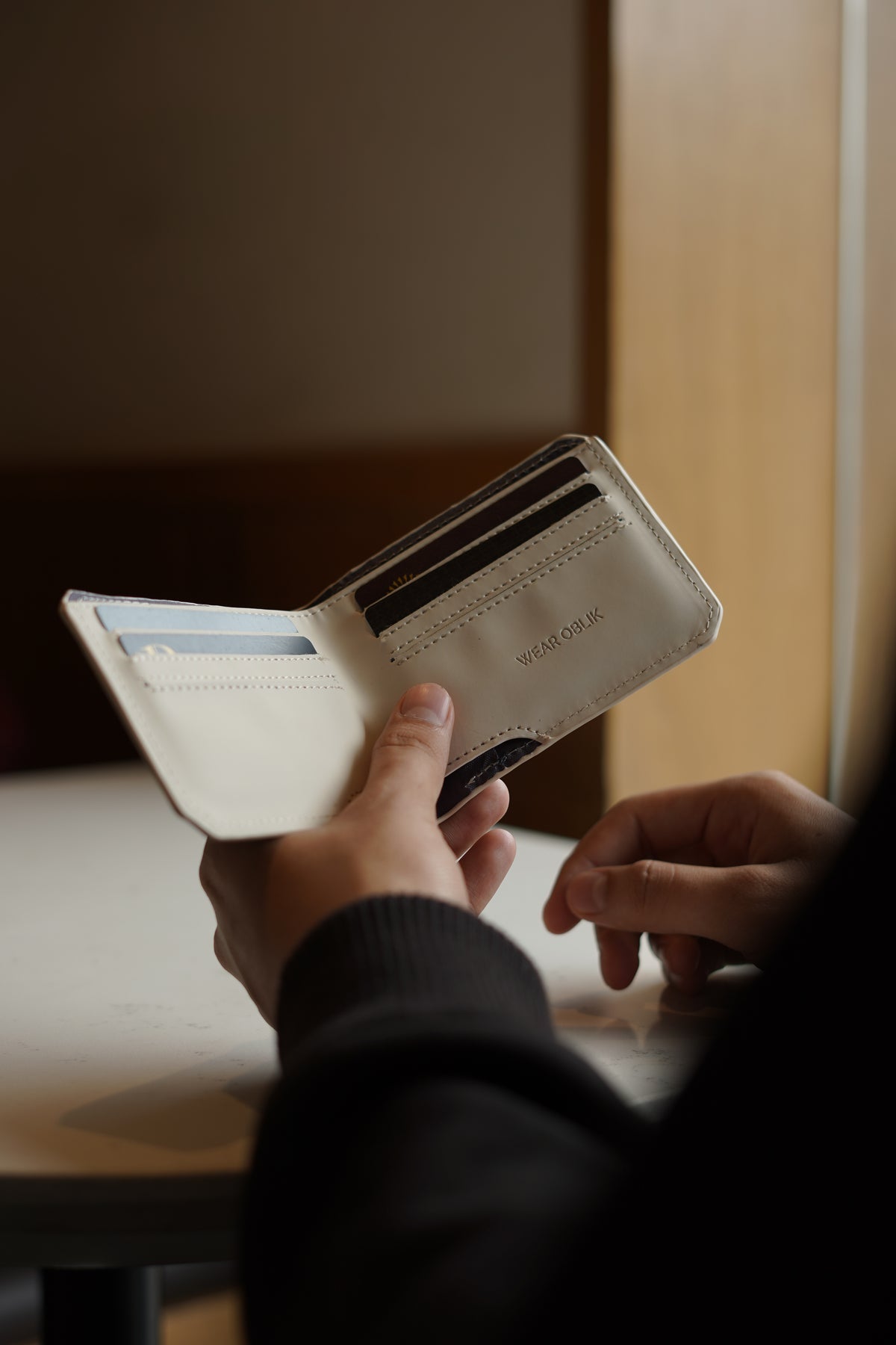 Azura Billfold