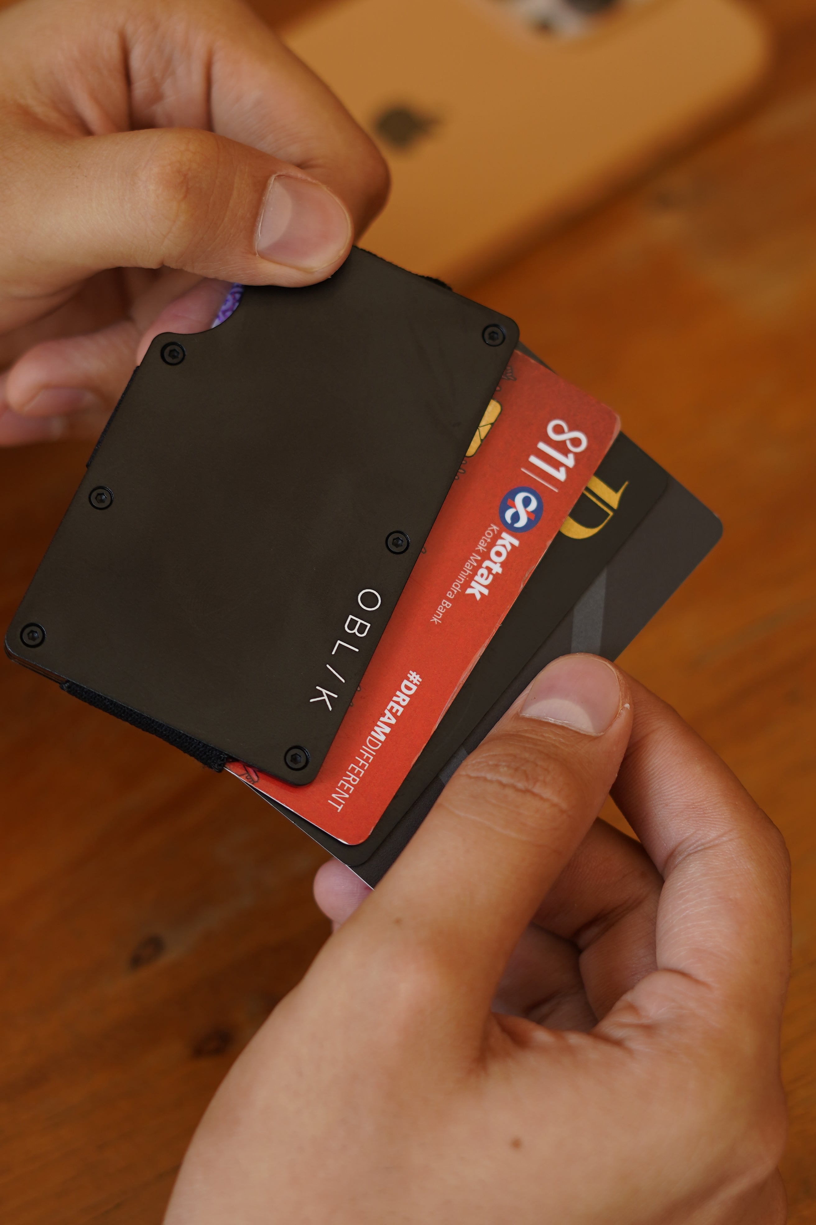 Defy Cardholder